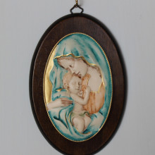 SP 083 cm 11x17 - Ovale di Madonna con Bambino in marmorina decorato a mano su pannello in legno