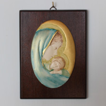 SP 082 cm 15x20 - Ovale di Madonna con Bambino in marmorina decorato a mano su pannello in legno